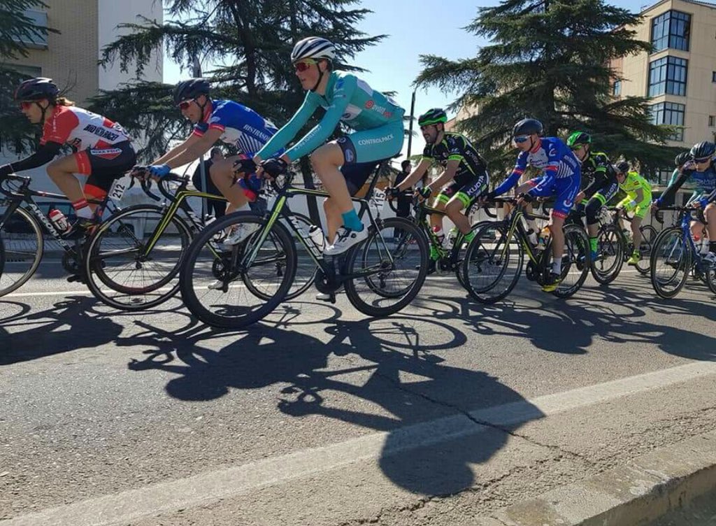 CCTarongers's tweet photo. Hoy a las 12:30h resumen del @circuitoguadia en @teledeporte
#EHEuropaRistrasol #SierraCalderona #Infiniton #BassoBikes #Amura #AmixPerformance #MSFarma #Hegoplac #SeriGrafic https://t.co/bj4V8IkCNc