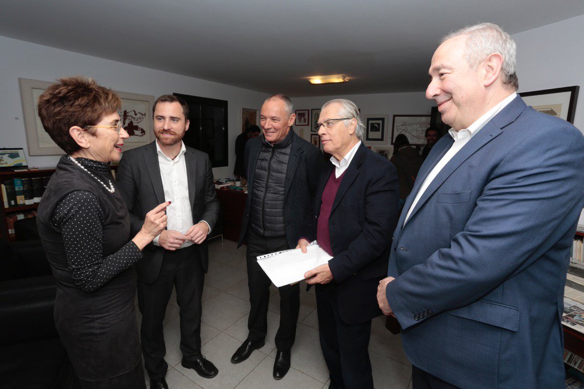 Isaac Castellano tweet media