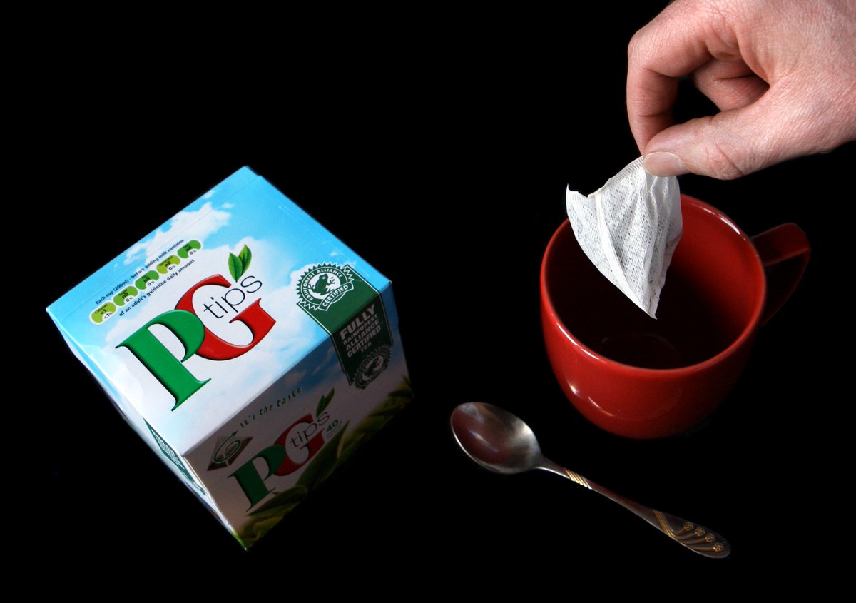 itvnews's tweet photo. PG tips announce switch to plastic-free biodegradable tea bags https://t.co/TBaRcCy5Rf https://t.co/voHEVtZpeb
