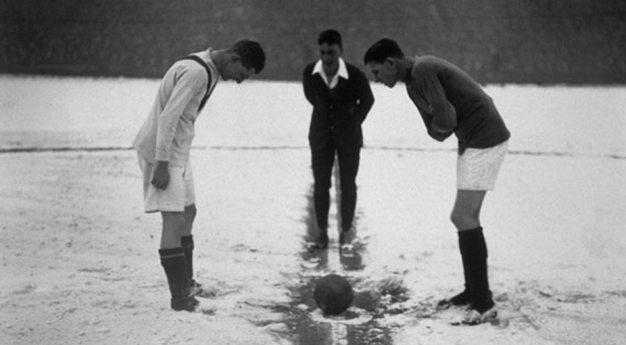 Voor de rest van deze week zijn in verband met de verwachte extreme kou de trainingen van alle teams afgelast.

fceibergen.nl/update-rest-va…