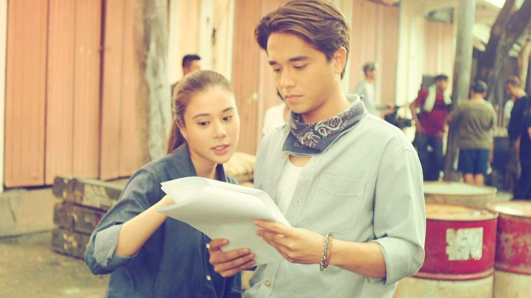 PearPitcha's tweet photo. คมแฝก (Kom Faek Team)❤😘 

#supassra_sp #mark_prin #alexrendell #kimmy_kimberley #ployptk #คมแฝก https://t.co/HgK4WOJqml