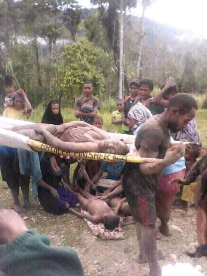 jayapuraupdate's tweet photo. #PrayForPNG
Gempa berkekuatan 7,5 R.. yg melanda pegunungan selatan papua new Guinea, Provinsi Hela..
Ini yg malam itu terasa sampe jayapura.. https://t.co/dKGH2bhyrZ