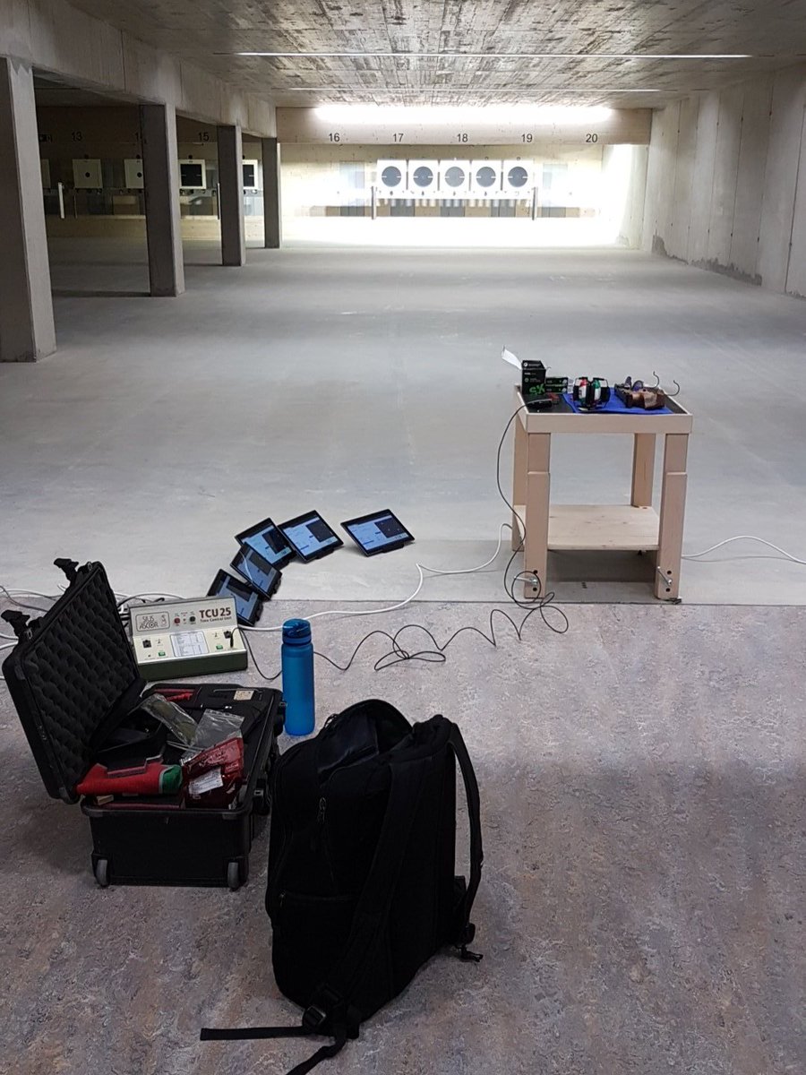 r_mazzetti's tweet photo. This new indoor shooting range in Stuttgart gives a good chance for training while outside is -10°C. Let's test it! https://t.co/MnkIPLafX0