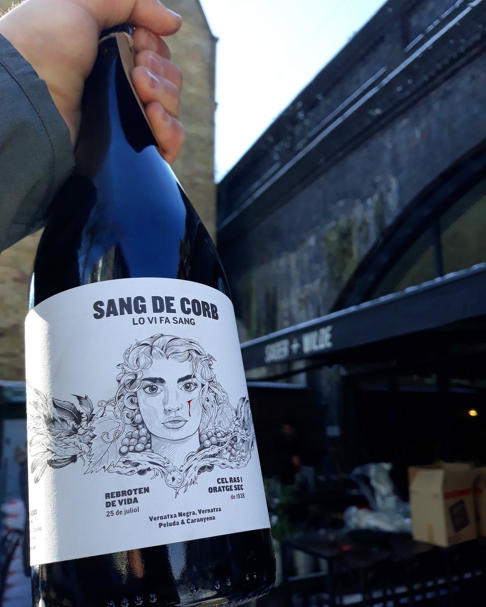 CellerFrisach's tweet photo. London Rules!! @sagerandwilde @uncharted_wines #London #TerritoriVernatxa #winelovers🍷 #wineattack #sangdecorb https://t.co/ByXcu4ZDl0