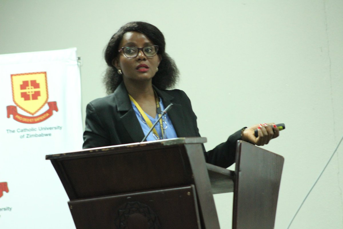 JescomZim's tweet photo. #MigrationConference2018 #EstherKirimi Challenges with issues of refugees is disjointed state-by-state response, politicisation of issues, burdened refugee host countries, no durable solution, and very little political will to deal with root causes. @RefugeesMedia @CUZ_Official https://t.co/pWQ1PuvUe9