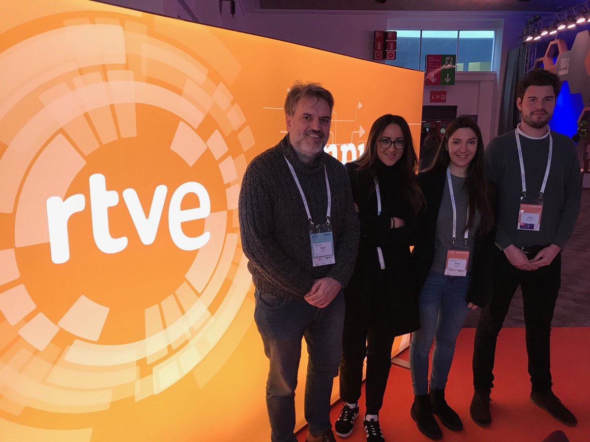 ElmatiaRadio4's tweet photo. Ara fem #tertúlia d’#Startups amb @sergiojup de @Childcare_On, @GemmaPrenafeta de @SharifyApp i @SaraBenslaiman de @Brokoliapp

▶️https://t.co/Jy9yIlt1Hh https://t.co/QvnZEOh9gV