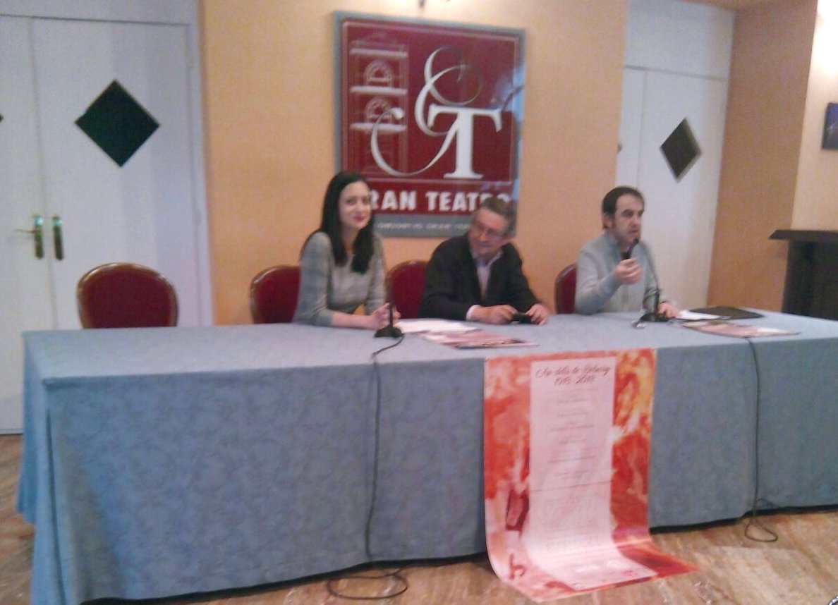 DeliAgundez's tweet photo. Rueda de #prensa en el Gran Teatro de #Cáceres. ¡Actuamos mañana! #Debussy #Audelá https://t.co/S2lunMDLDH