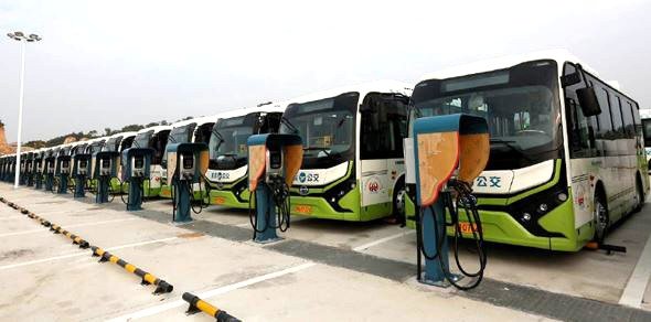 Nuno_fe's tweet photo. Beyond EU regulations, cities can trigger much faster the change towards electric mobility: "If this goes on, Chinese buses will soon be driving in German city centers"

#ElectricVehicle #ItsElectric #DecarbEU #copper

https://t.co/KF7IdcwSL2 https://t.co/Hp7US6e9WB