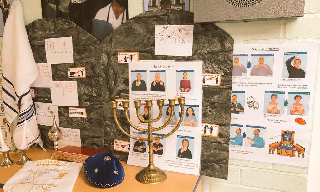 DanClements14's tweet photo. Purim begins tonight and it’s really weird seeing some old Jewish Signs on the wall of @OakLodgeSchool
(Myself and my dad are featured in here somewhere... 🤐😄🙈) be sure to grab a copy of the book from @JDAdeaf
#BSL #bslsigns #bslbooks #jewish #jewishsigns #purim https://t.co/I2mgZvrwSr