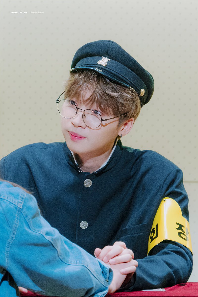 ponyorism's tweet photo. 180225
교복을 단정히 입고 다녀야지요..?!👀⚡
#정세운 @sewoon_jeong https://t.co/TMa5pGc6Ax
