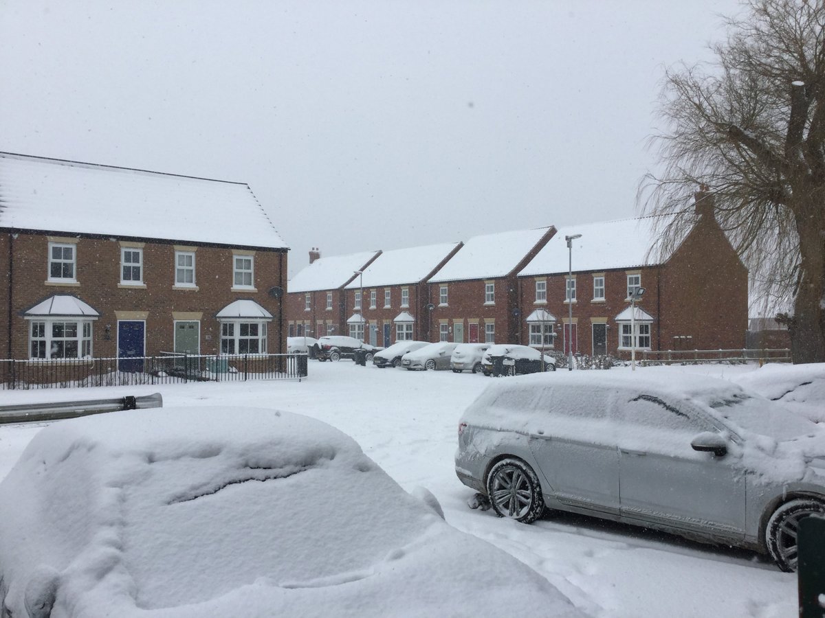 Weatherbar's tweet photo. Please note due to severe weather conditions unfortunately our couriers will not be able to collect from us today, therefore no orders will leave us today. #snow https://t.co/NV99Q2sTeC