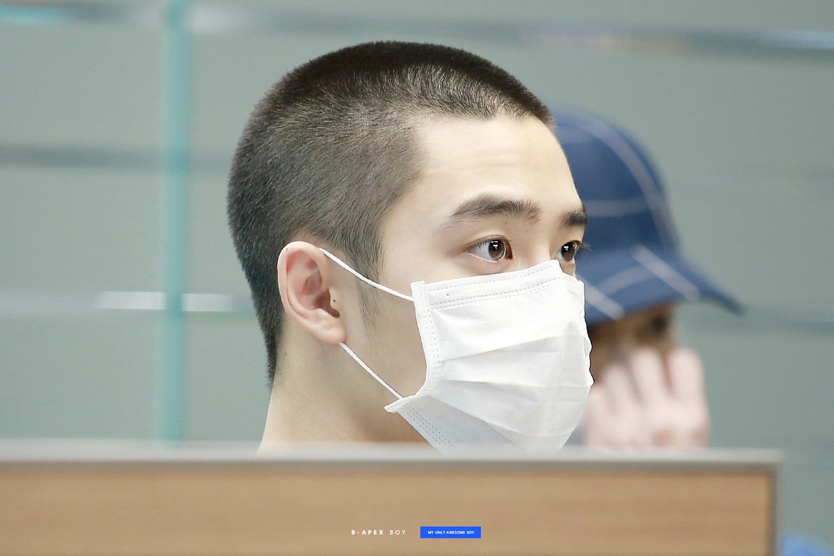 knockknock0408's tweet photo. [HQ] 180222 D.O. cr.B-APEX BOY
https://t.co/c2iQ9CoG9V
https://t.co/eopUwAjCfO

#BestFanArmy #iHeartAwards #EXOL @weareoneEXO https://t.co/1eVinMmr57