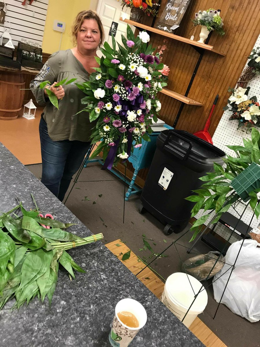 SheriCasper2's tweet photo. Funeral tributes https://t.co/68V0pukF7k