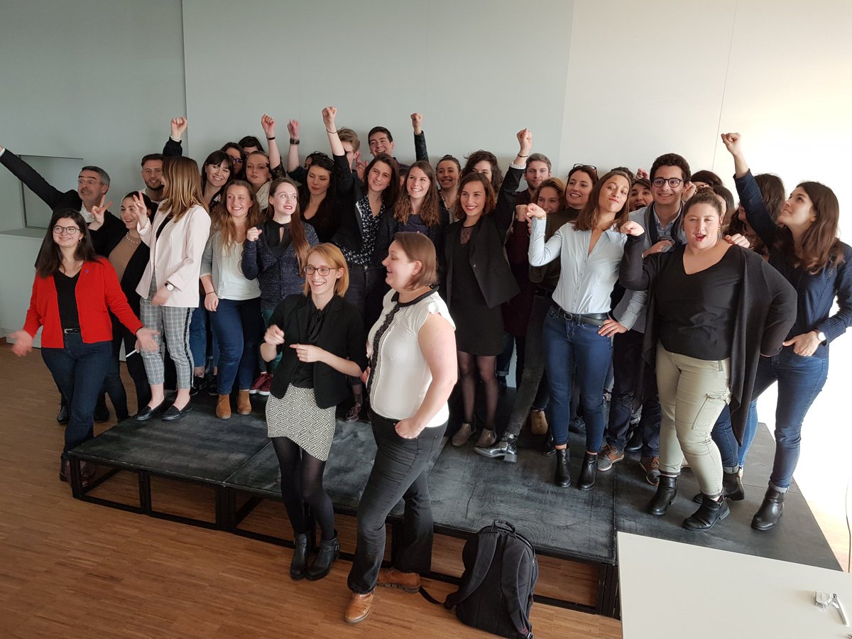 Orinox_'s tweet photo. Vendredi dernier, Julia (resp com) et Anaïs (chargée de recrutement) se sont rendus à @audencia_com pour la soutenance des M1 spé com corporate, dans le cadre du projet commandité #microagence Projet Éditorial ! Un grand merci aux étudiants pour leur sérieux et dévouement !🤗 https://t.co/QraYdaIUOO