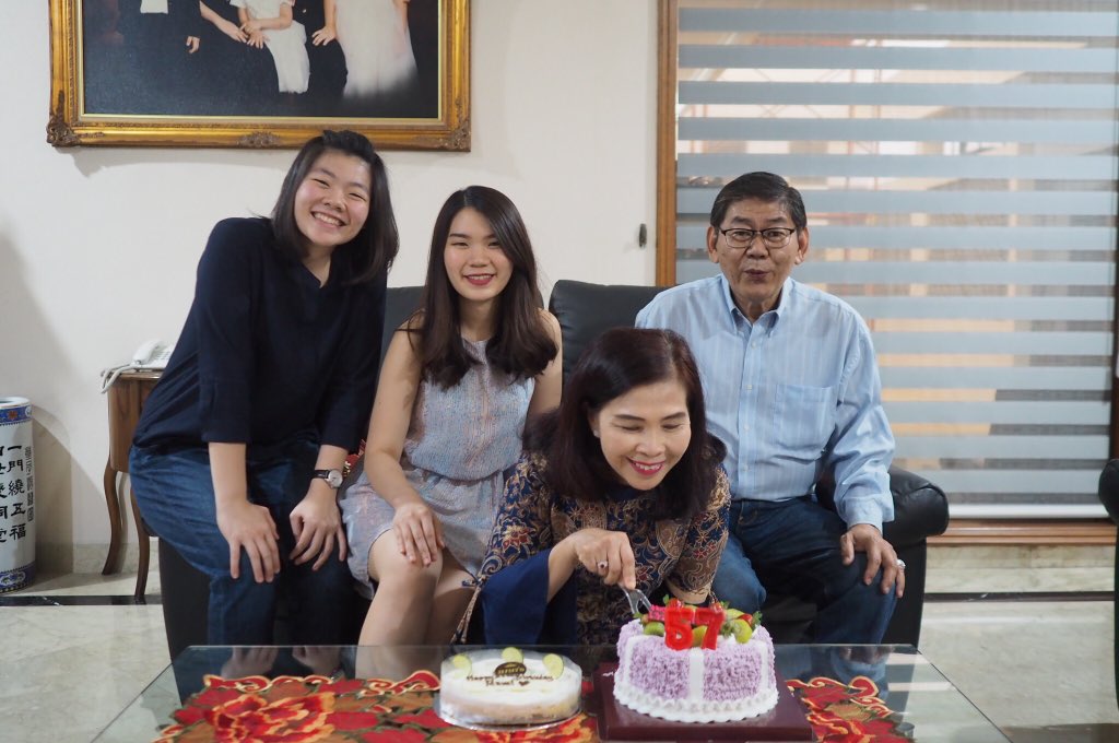 Happy birthday mami! 🧡