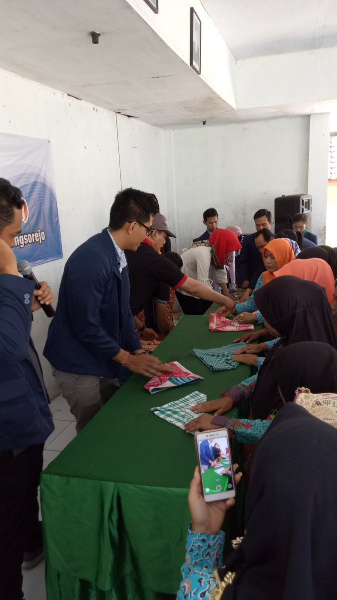 SaifulB35766609's tweet photo. KKN dr sekolah tinggi pariwisata TRIATMAJAYA BALI
Semoga bermanfaat pgi pelaku wisata d desa bangsring
@kec_wongsorejo 
@AzwarAnas_A3 
@Desa_Bangsring https://t.co/5SyRQnleQe