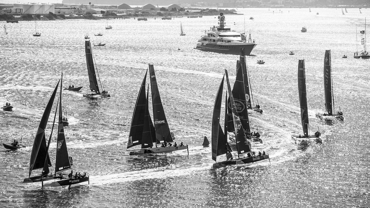 extremesailing's tweet photo. NEWS: @sunsetandvine become global distribution partner to #extremesailing for all news 📰 live digital 📱and broadcast 📺 coverage of the 2018 Series.

#extremesailing will continue to work with @RedHandedGroup as production partner.

Read the full story: https://t.co/htecjeT6n0 https://t.co/dJLze67nMN
