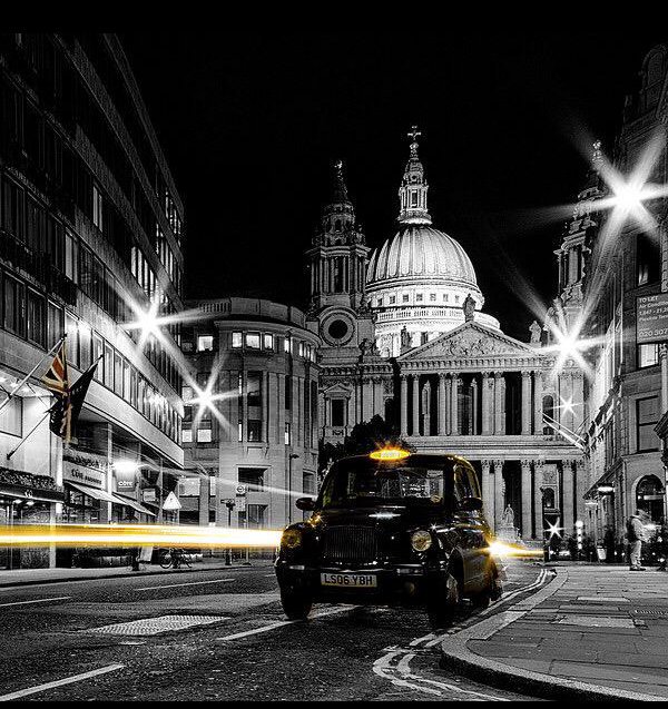 TheStigTaxi's tweet image. The Amazing ☞ #SVSummit
#Blackcab at your Service ☛ .@SocialEnt_UK 
#SocImp #SocEnt #SocialValue 
vine.co/v/5uX0DeziYv9