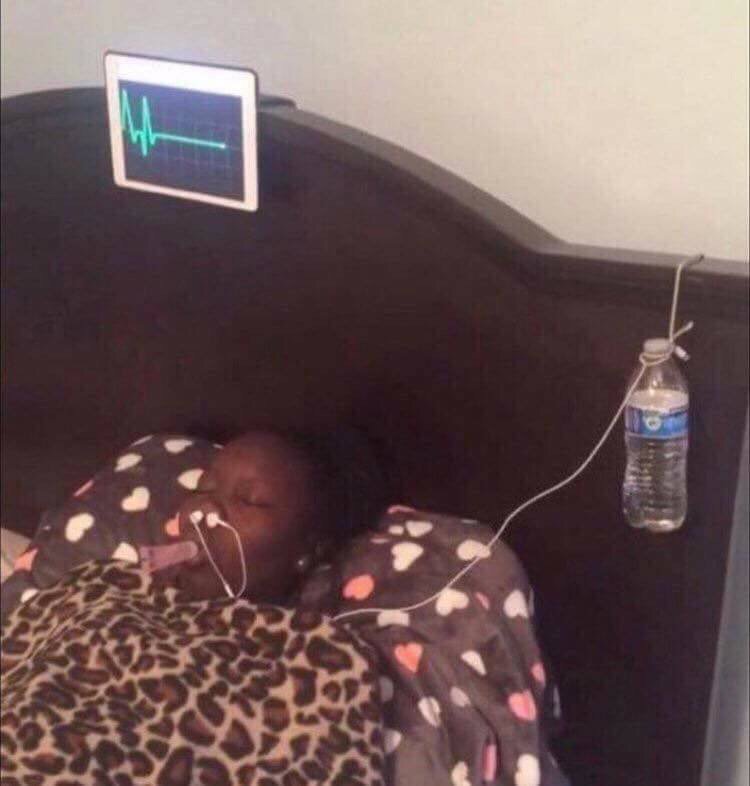 DXHgRgHXkAAqN0K.jpg