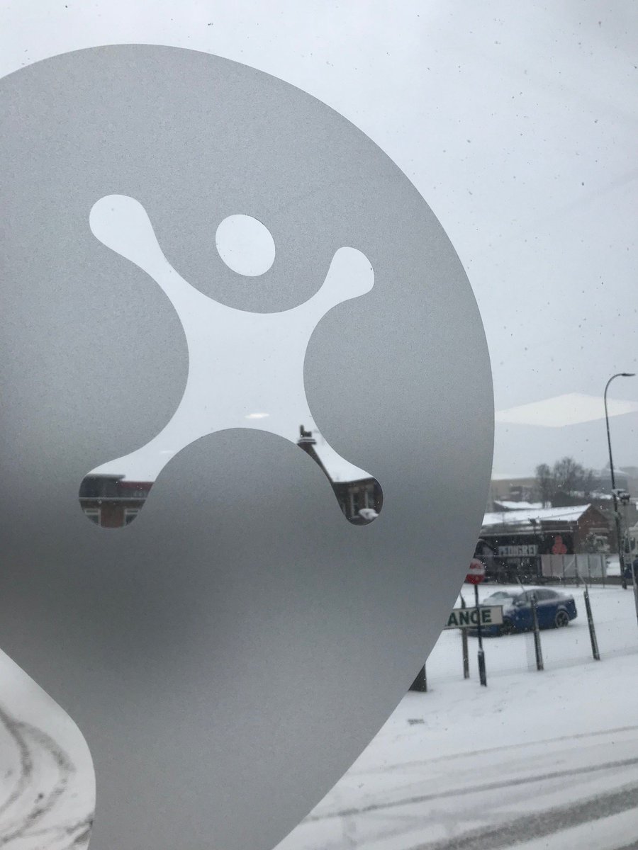 LeapDesign1's tweet photo. The beast from the east has finally arrived at Leap HQ!
#Sheffield #SheffieldIsSuper #LeapDesign #KelhamIsland https://t.co/8zYEM1t6oG