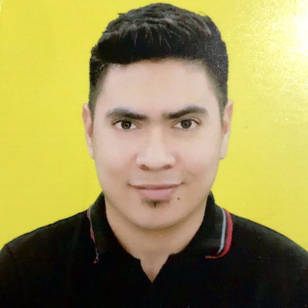 papajtls's tweet photo. Yung nakalimutan mong ayusin kwelyo mo #ugh #FacePalm #idpic #asar #sayang #bungol https://t.co/7ywPnp9l0x