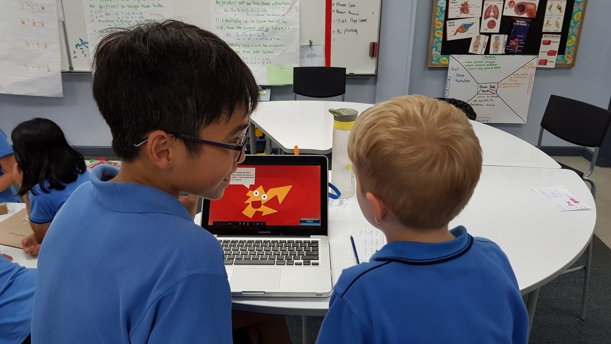 LTeacher10's tweet photo. Sharing our human body museum exhibits with our grade 1 buddies. #ISKLPROUD #MakerSpace #Maker #science https://t.co/y5XqnUpbkx