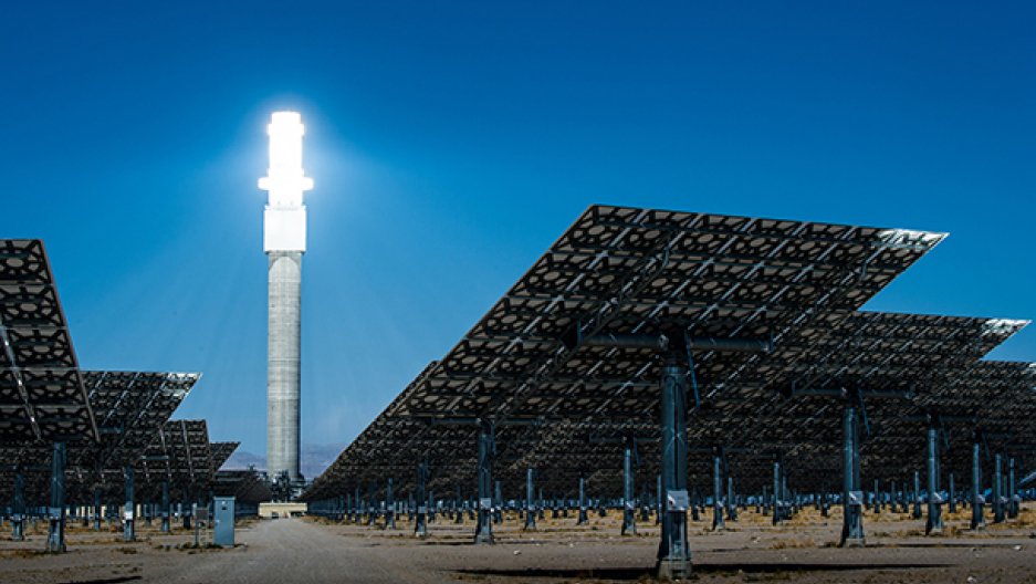 RenewableNV's tweet photo. Solar energy gets an enhancement boost from a surprising place: salt has been published on Las Vegas Solar Energy - https://t.co/pmai4GpFNn https://t.co/GcCmfiB4dj