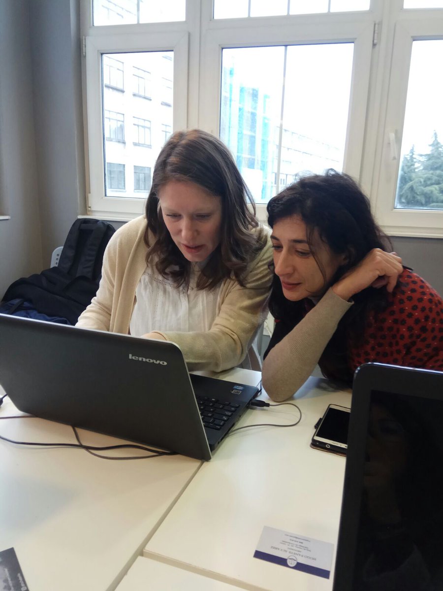 nataliadpf's tweet photo. Hoy #WorkPartyClub en #Santiago #Coworking Doutroxeito ¿Lo conoces? ¡Está genial! https://t.co/ShJaXMZfnf
