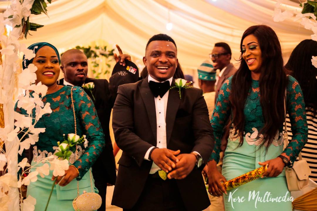 KoreMultimedia's tweet photo. #TGIF #weddingparty
#WEDDINGPHOTOGRAPHY 
#weddingphotographer 
#nigerianwedding
#koremultimedia https://t.co/zAoIxLMHlB
