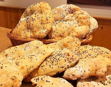 HambletonBakeWB's tweet photo. Head Baker Julian has chosen our delicious #flatbread as the #HambletonBake  #BreadOfTheMonth! #hambletonbake #shoplocal #discoverrutland https://t.co/W2fa4HJcE8