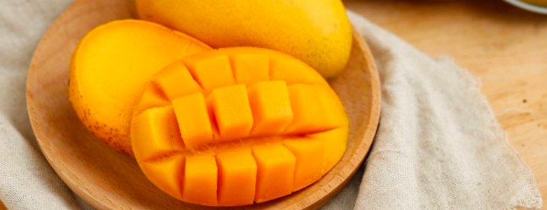Er zijn maar weinig mensen die de smaak van #mango niet kunnen waarderen. Omdat het soms een uitdaging is om deze op een lekkere manier te eten, in deze blog een aantal tips. En wist je dat de mango ook wel eens in de fruitpakketten van Viteau zit? ow.ly/o8Tx30iF7i7