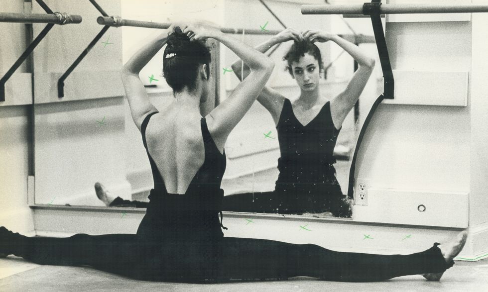 Harper's Bazaar tweet media