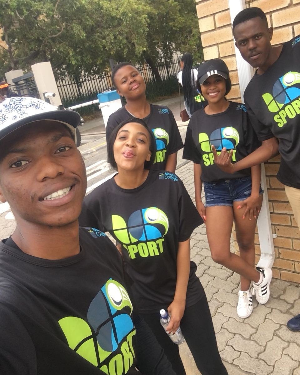 VCSportsLife's tweet photo. Well done to The IIE's VC Waterfall running/walking club on participating in their first training session today during Meridian Hour. Redirile, Nomonde, Noncebo, Kutlwano and of course our captain, Tshego - we applaud you #VCSportsLife #VCWFL https://t.co/fF3TQrzHt6