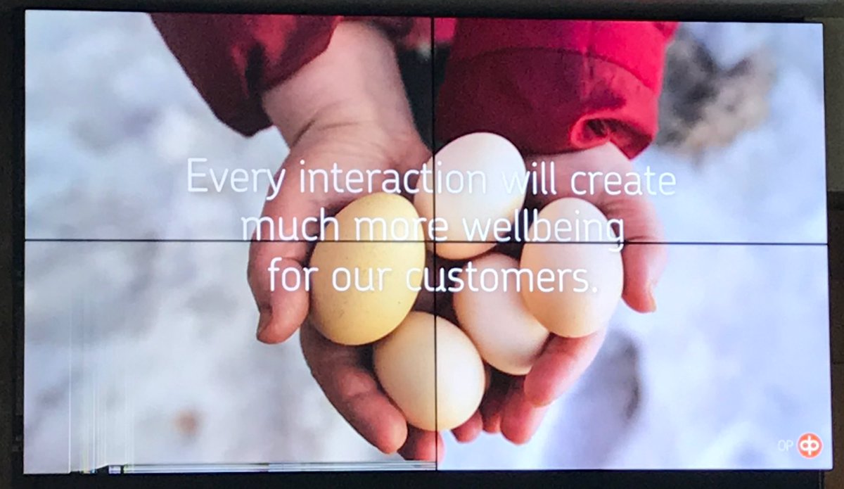 villekoiste's tweet photo. ”Every interaction will create much more #wellbeing for our customers” @meerihaataja @OP_Ryhma #AccentureAccelerator #UX #intelligentinteraction https://t.co/G2QLeH6hHV