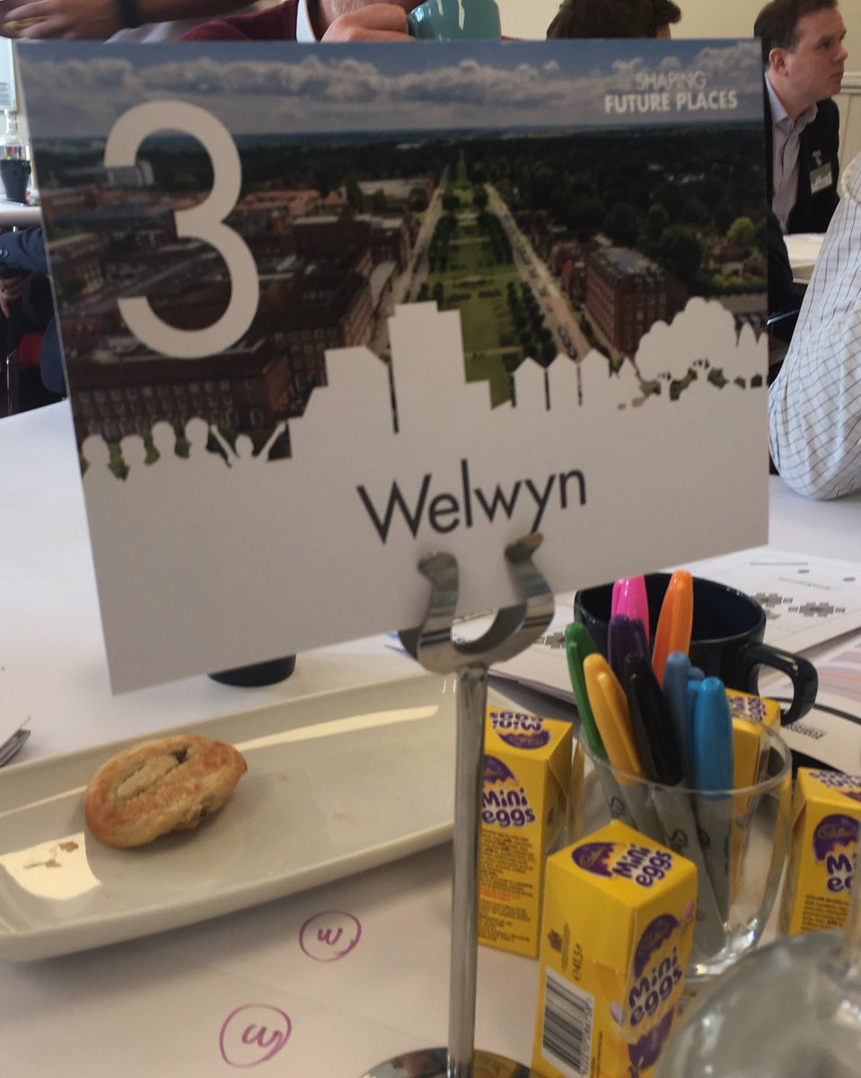 jacquitaylorfb's tweet image. #smartcities #IoT folks we are off. Send in your Qs re our ##techbology topic #ShapingFuturePlaces - SEE PICTURES #boyrnville