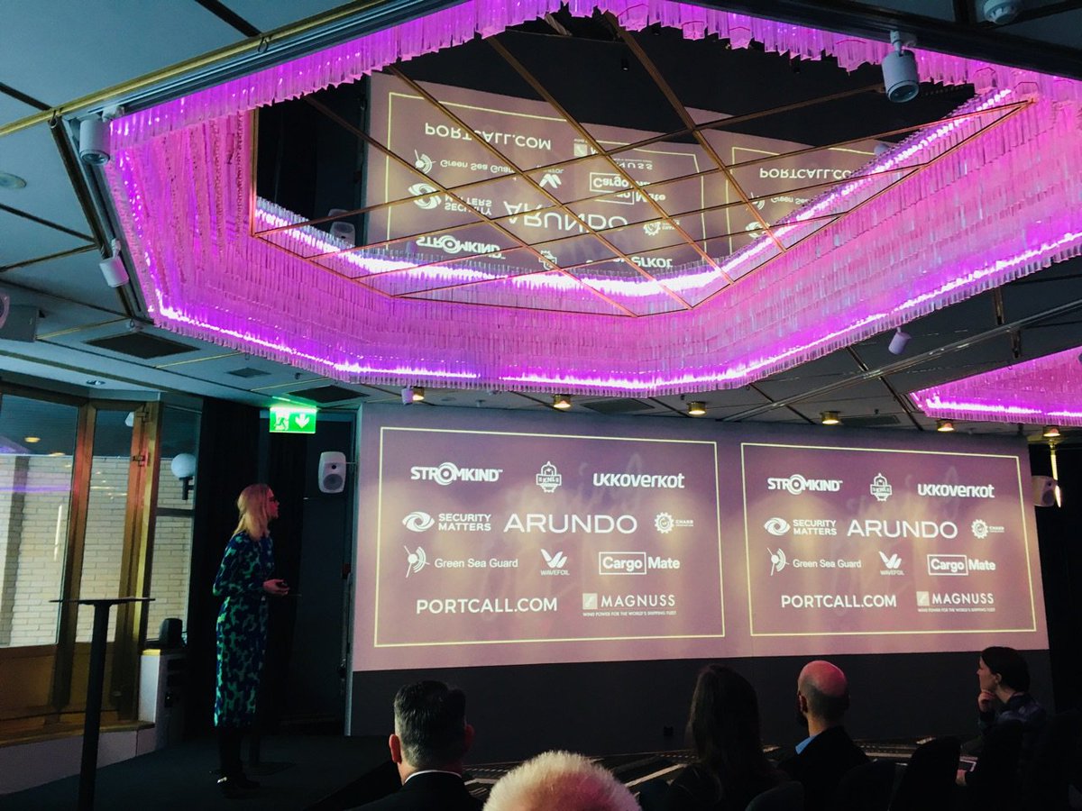 KNLNetworks's tweet image. Lots of great startups pushing #maritimedigitalization forward at @wartsilacorp&apos;s #sparkupchallenge. We&apos;re excited to get up on stage soon.