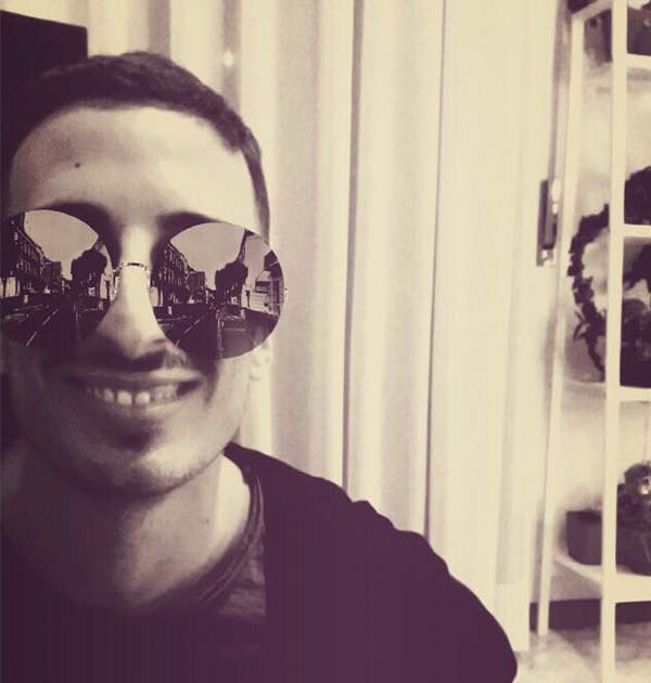 >> bit.ly/2smIlFD 
Conosciamo Francesco Ferrone #GraphicDesigner ormai da 6 anni presso l'agenzia Daniela Di Cosmo Advertising