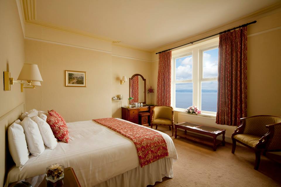 Escape to the #Somerset Coast and book to stay at our waterside #hotel in Clevedon, located in a delightful Victorian seaside town. For the best rates visit our website

waltonparkhotel.co.uk