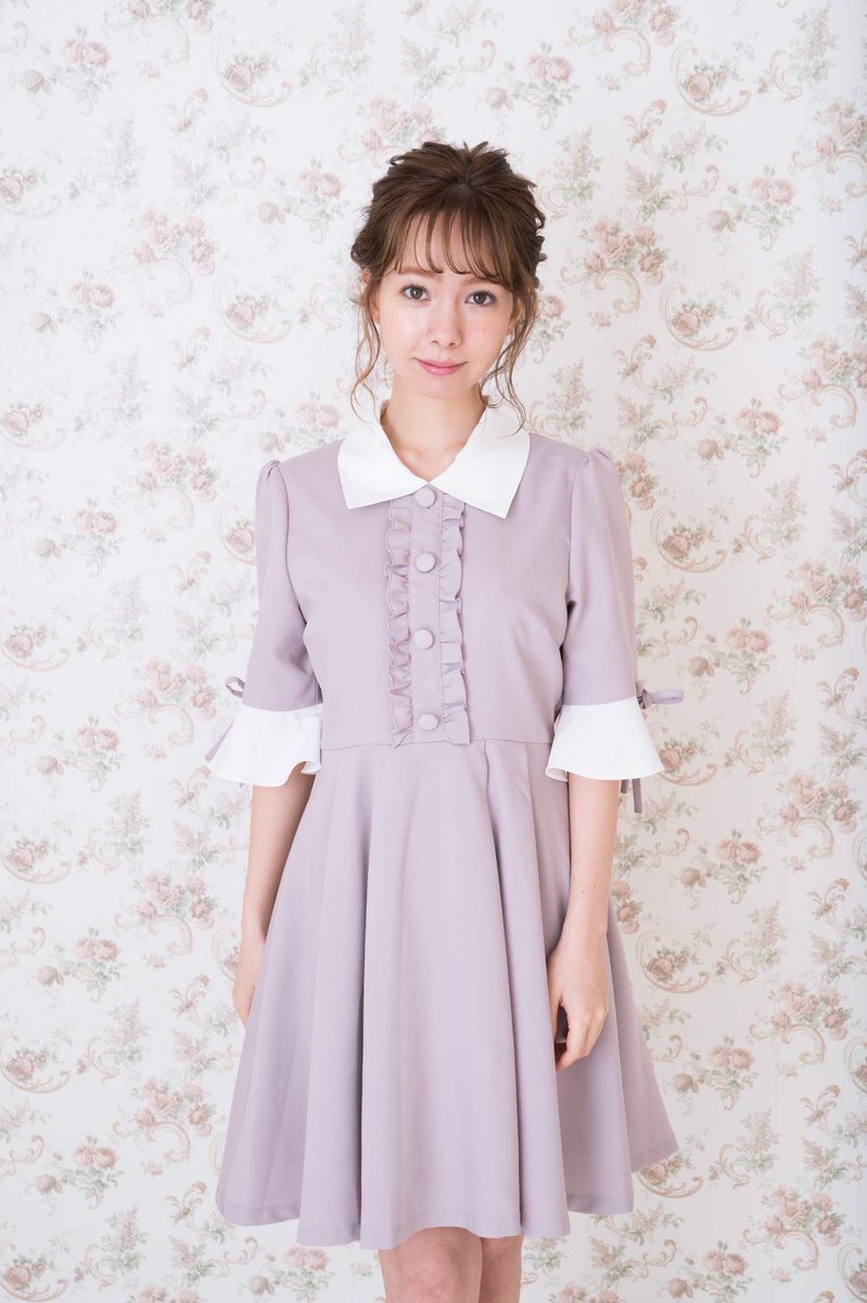 Rojita Ss Collection 18 S S Concept French Girly Coquettish 3月1日入荷予定 柴田あやなさん着用 肩フリルチョーカーワンピース 7 900 Tax 前たてフリルシャツワンピース 7 900 Tax T Co Htlxcqgmak