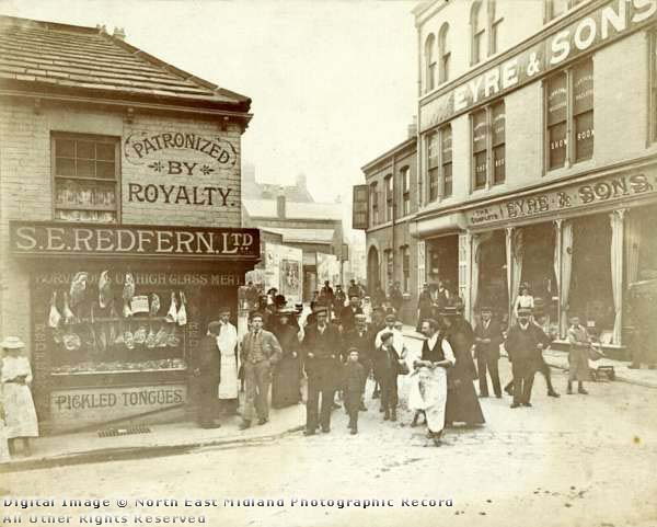 #Edwardian #photo of Stephenson Place (then known as Knifesmithgate) taken from Holywell Street in #Chesterfield c1905 goo.gl/J7GrRr