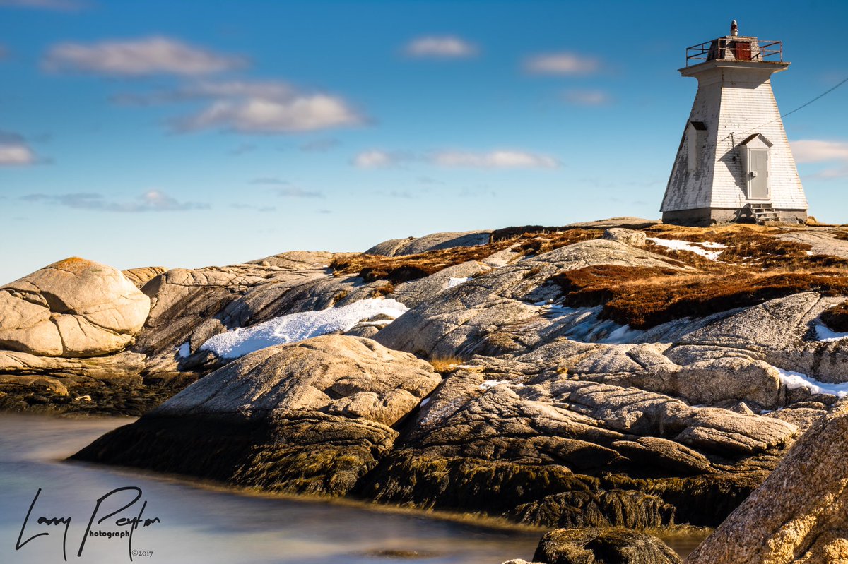 NoKaOiDroneGuys's tweet photo. I was interviewed yesterday about the preservation of this province’s beacons and our #NSLighthouseProject; while there, I snapped this shot of Terence Bay #Lighthouse. @NSLPS @TourismNS @nswebcams @ExploreHalifax https://t.co/67uYml3L4h
