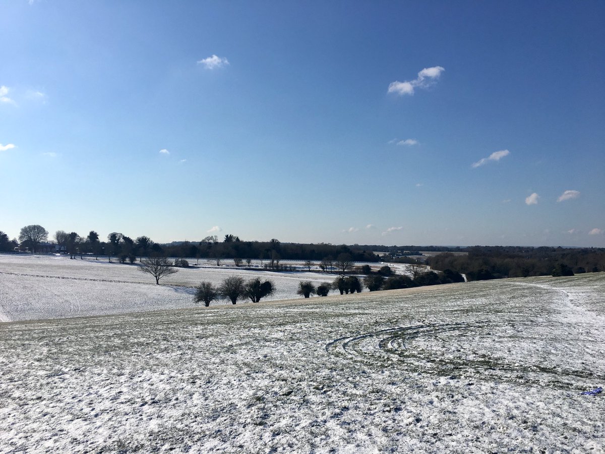 debutantedancer's tweet photo. Took a quick walk around @EpsomRacecourse earlier today, definitely looks a little different to @Investec_Sport Derby day. #localcourse #only93daystogo https://t.co/rQLfomVqVT