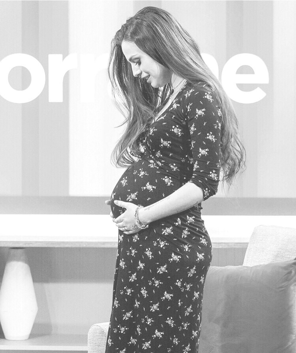 I 💗 Lorraine! Thank you for a lovely chat this morning! @ITVLorraine instagram.com/p/Bfv379Alh2h/