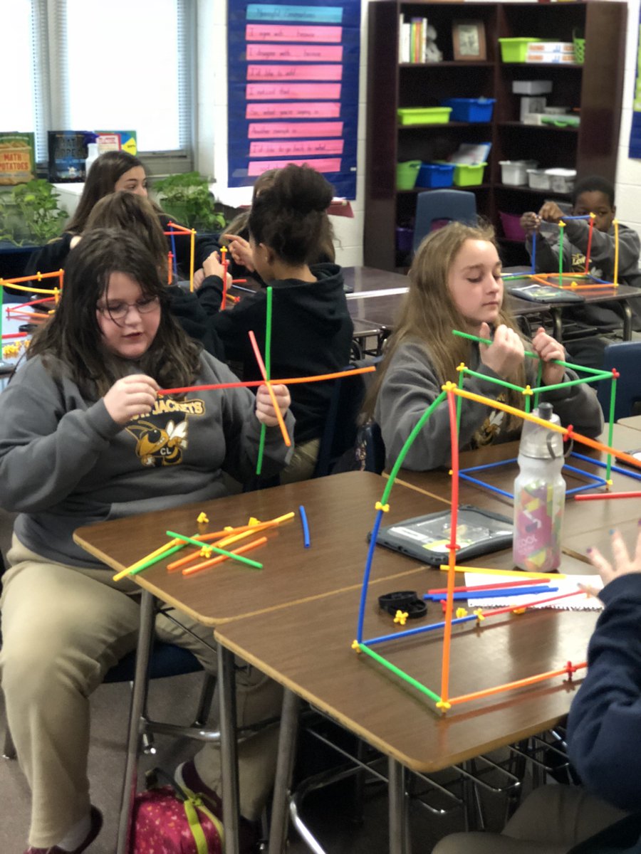 AVedeikis's tweet photo. These 6th graders are working with @BostianMedia and Skoolzy kits to promote engineering and creativity with straws and connectors. #rssmaker @kellyfeimster https://t.co/1HmnPX4au1
