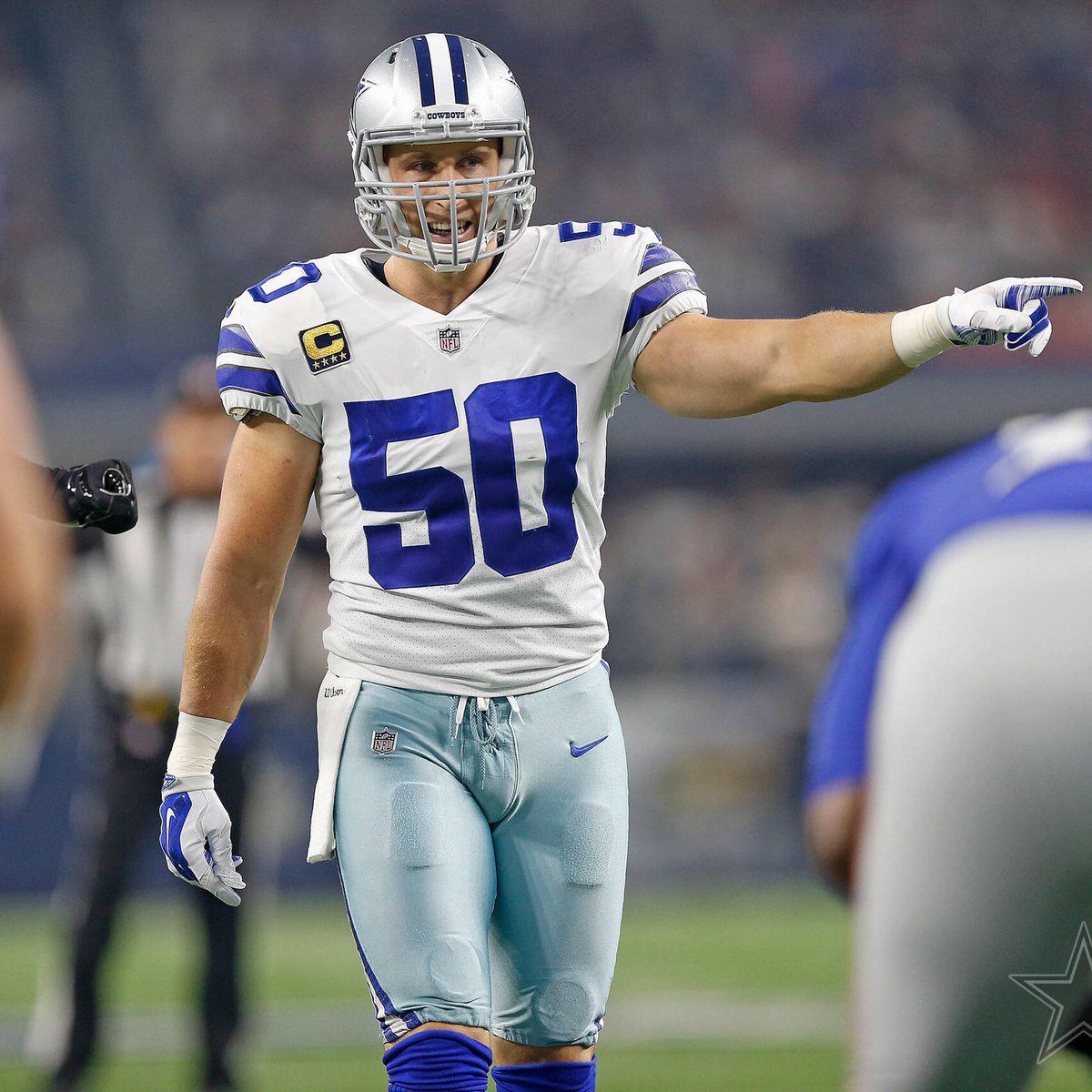 DemBoyzNation's tweet photo. Best #Cowboys Player of All-Time

Round of 32

Retweet for Sean Lee
Like for Alvin Harper

#CowboysNation https://t.co/7iHxcogRFk