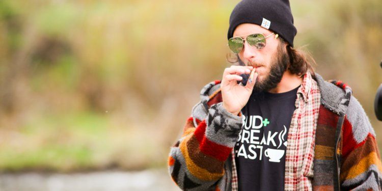 CannaRoad's tweet photo. A marijuana entrepreneur brings in over $1 million a year running a 'bud and breakfast' hotel https://t.co/x9j5nsNocj #colorado #cannabis @meliarobin @businessinsider @BudandBreakfast https://t.co/dIyutBJebt