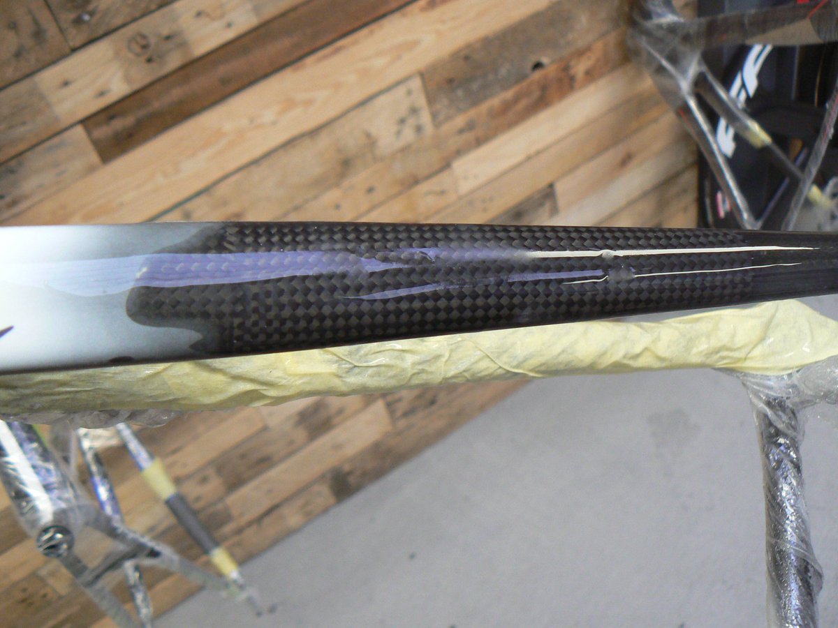 TargetComposite's tweet image. A repair to the non drive side seatstay on a Colnago C40 Mapei Edition. Cosmetically the weave needed to match and blend in with the original, and then the airbrush work needed to go on top of that. #Colnago #carbonbikerepair #rawcarbon #carbonfibre #carbonrepair #bikeporn