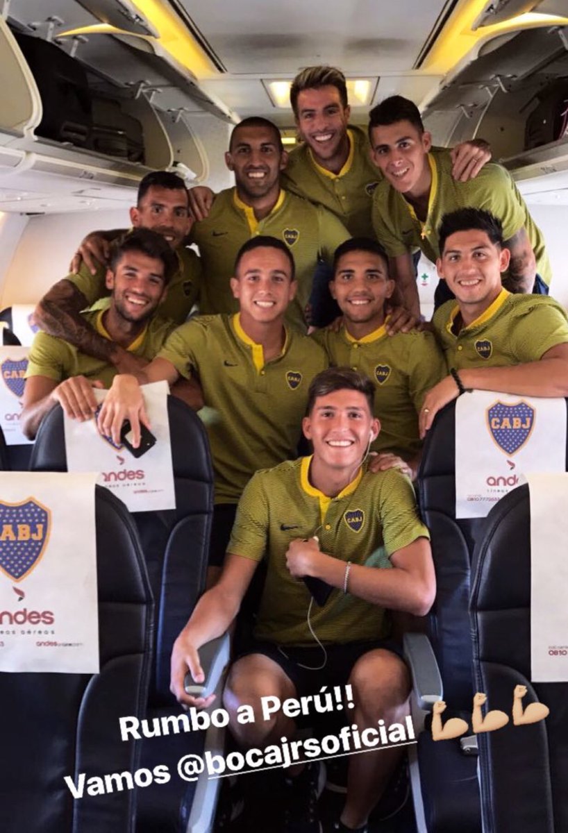 BocaJrsOficial's tweet photo. ¡El plantel rumbo a Lima!
#VamosBoca 👊 https://t.co/JgNDAypF0p