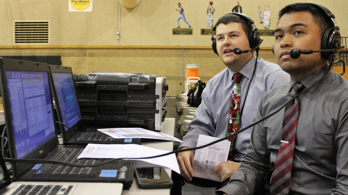 DominicanCANews's tweet image. Student announcers Forrest Hunt (left) and Brandon Cadiz to broadcast live over @penguin_radio at 12:15 pm 3/1 Dominican's opening game of @ThePacWest #womensbasketballtournament bit.ly/2nb1jPg #CommunicationMajor #PacWestWBB #PacWestTV #PenguinPride  #ThisIsDUC