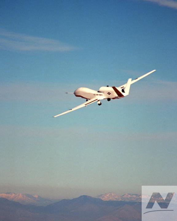 northropgrumman's tweet photo. On this date in 1998, #GlobalHawk flew its first flight at Edwards Air Force Base.  250,000 flight hours later it's still building on a heritage of #innovation. https://t.co/jfU1QUPwkr https://t.co/X1kMwiOJO4
